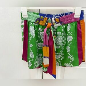 Zara Green and Pink Athletic Shorts Bold Design